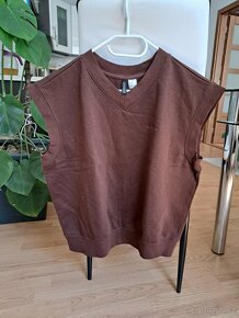 Dámská hnědá vesta H&M vel. M - 4
