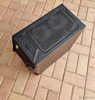 ASUS TUF Gaming GT301 - 4