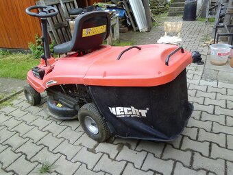 Prodám sekací traktůrek - 4