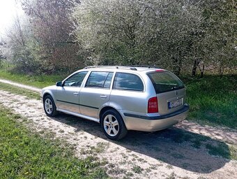Octavia I Elegance s nadstandardní výbavou - 4
