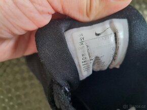 Sportovní tenisky NIKE 36/ US 4Y - 4