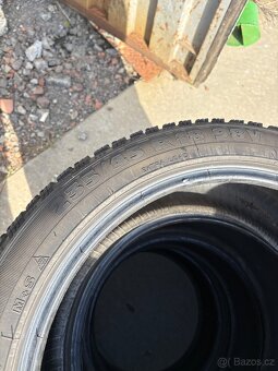 Riken zimní 235/45/18 - 4
