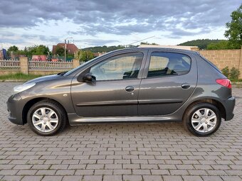 ► Peugeot 206+  1,1 TRENDY 108tis.km Nová STK  reg. 4/2011◄ - 4