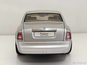 1:18 Kyosho Rolls-Royce Phantom Extended Wheelbase GM - 4