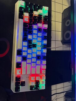 Starší herní pc a monitory - 4