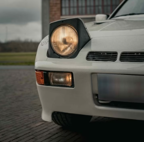 Porsche 924 turbo - 4