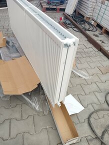 Nové anglické radiátory Quinn 60x240 tl.10cm - 4