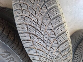 Prodám velmi pěknou zimní sadu kol 185/65 R15 ŠKODA FABIA 4 - 4