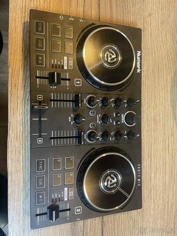 Party mix Numark - 4