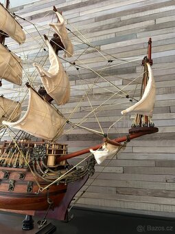 luxusní dekorativní dřevěný model válečné lodi - 4