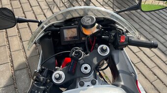 Honda CBR 929 RR Fireblade - 4