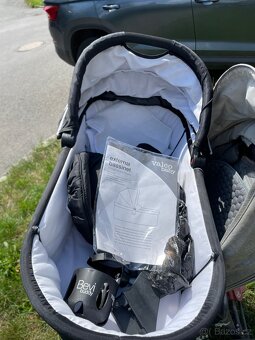 Dětský kočárek kombinovaný - sporťák, korbička - 4