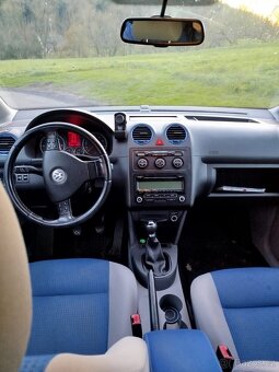 Prodám VW Caddy dlouha verze 2.0 tdi 103kw 2008 - 4