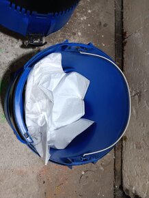 Vysavač mokro/suchý - 4