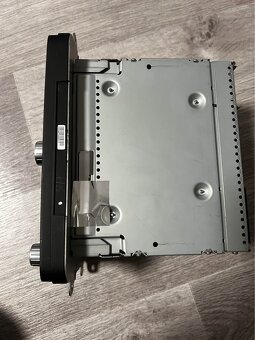 Autorádio RNS 300 - 4