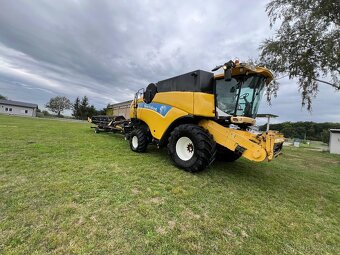 Sklízecí mlatička NewhollandCX8080 - 4