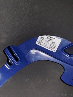 Hokejové vybaveni - 4