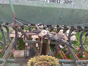 Secí stroj Privat Drill - 4