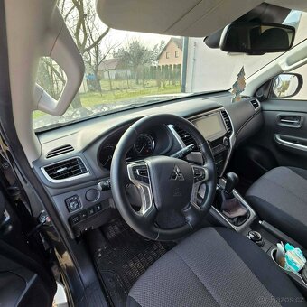 Mitsubishi L200 - 4