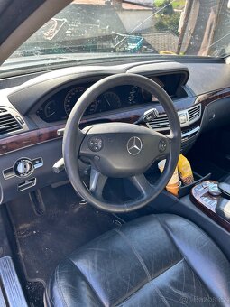 Mercedes w221 . 4 matic. 320 cdi - 4