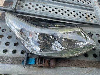 Citroen C4 - náhradní díly - 4