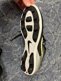 Dětské kopačky Nike vel 38,5 - 4