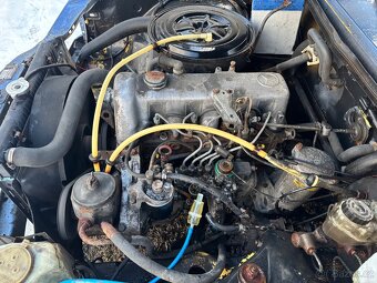 Motor w123 200D - 4