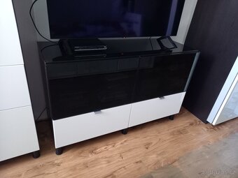 Ikea Besta nízká skříňka - 4