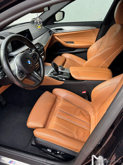 BMW 530D G31 M-packet R20 LED DIGI budíky Msport Brzdy - 4