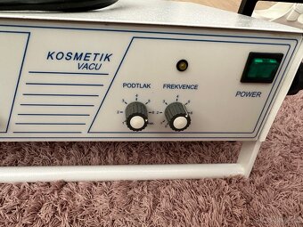 Pneuven kosmetik vacu - 4