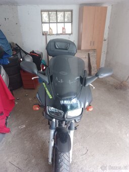 Yamaha Fazer 600 - 4