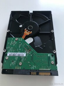 Pevný disk Western Digital WD5000AAKS Caviar. - 4