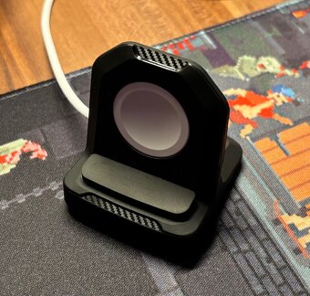 Apple Watch nabíjecí stojánek Spigen. - 4