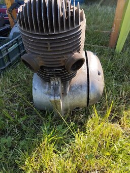 Jawa250 motor - 4