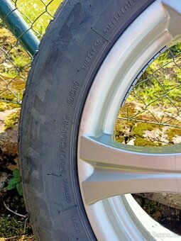 Alu kola s pneu 215/60 R17. - 4