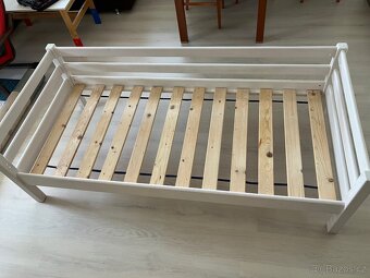 Bílá postel z masivu, 90x200 vč. roštu - 4