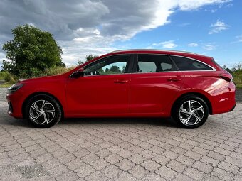 Hyundai i30 COMBI 1,0 T-GDi 88kW SMART LED, NAVI - 4