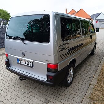VW CARAVELLE LONG 2.5.TDI 75KW RV-2001 INTERIÉR MULTIVAN - 4