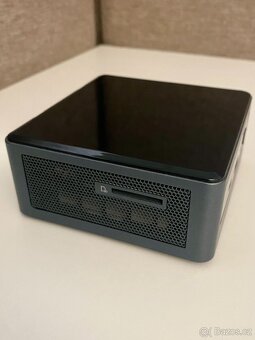 Mini počítač Intel NUC 10 Performan,plně osazený s VGA,Win10 - 4