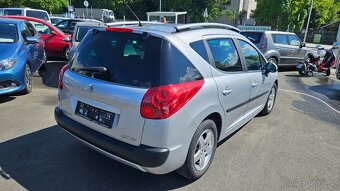 Peugeot 207 1,4i - 4