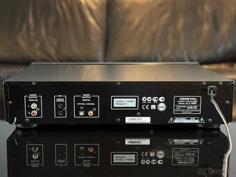 Onkyo C-7030 CD přehrávač - 4