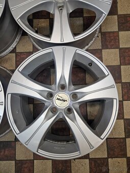 alu kola 17 5x114,3 7,5Jx17 et 45-57 střed 70=66,1 - 4