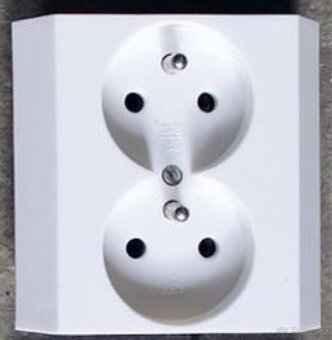 Kulaté bakelitové vypínače historické - 4