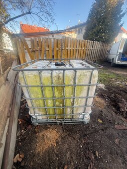 Nádrž na vodu 1000L - 4