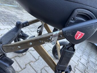 Kočárek Tudore - 4