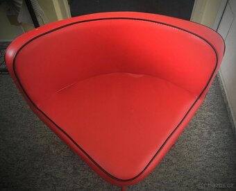 Jídelní Stůl s židlemi SET 4+1 - 4