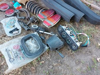 Škoda 105/120/130 Garde, Rapid - soubor dílů. - 4