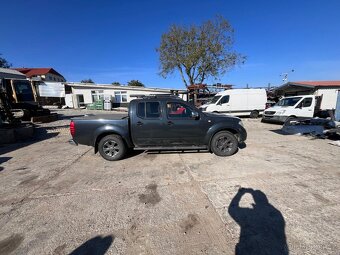 prodám Nissan Navara Double Cab 2,5 CVND 40 - 4
