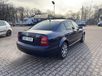Škoda Superb 2.8 V6 benzín - 4