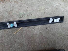 bmw e36 cabrio - boční lišty levá strana - 4